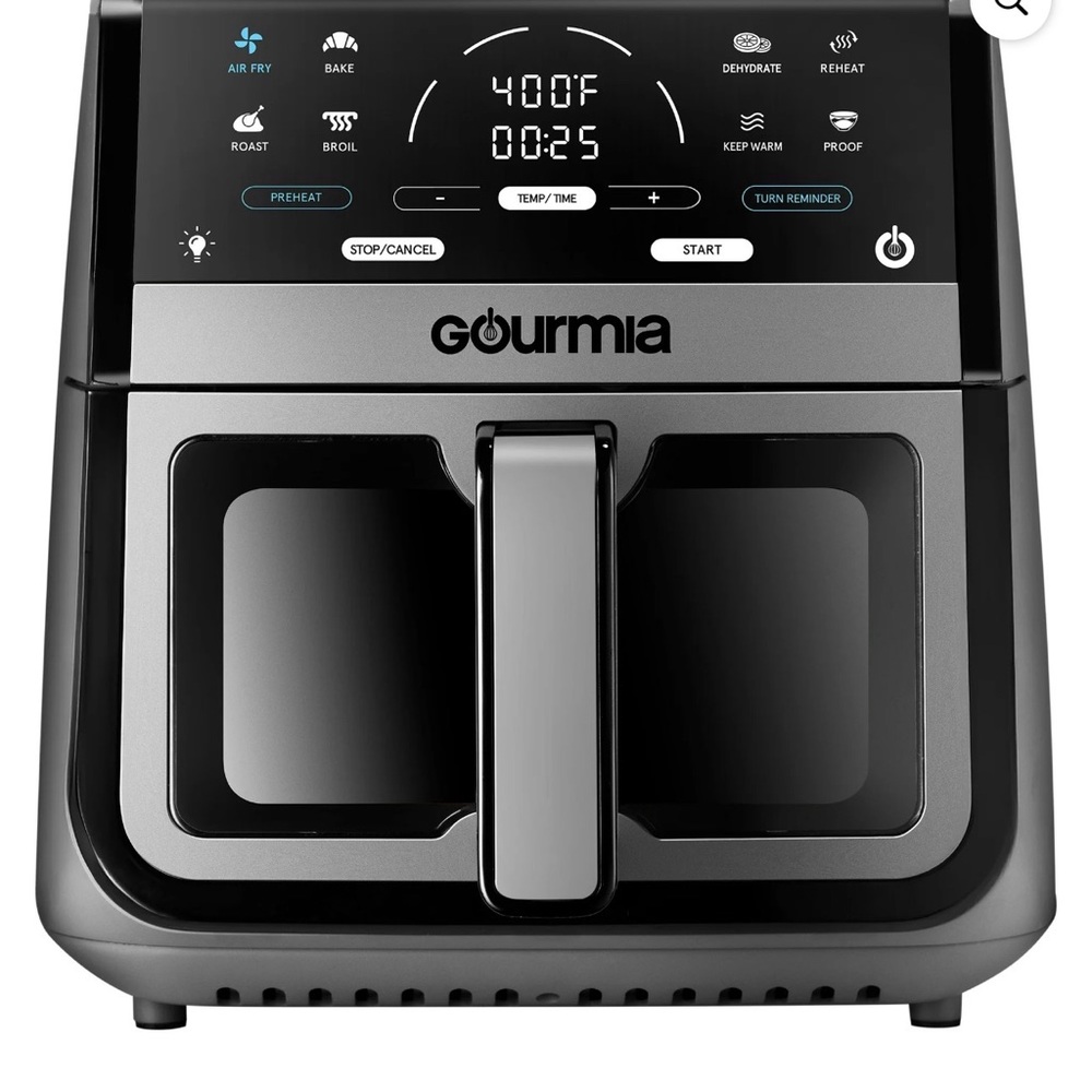 Generous Capacity: This 8-quart digital air fryer